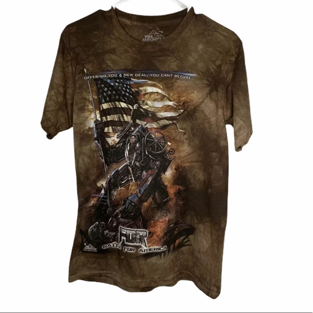 The Mountain Mens Battle for America Shirt small